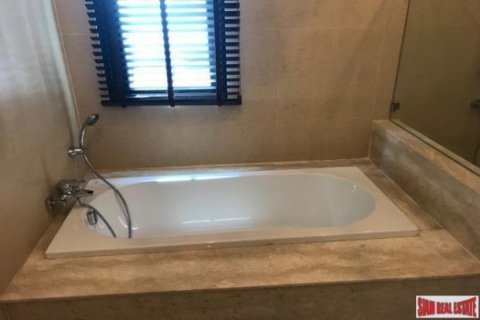 2 bedrooms Apartment in Bangkok, Thailand No. 95832 13