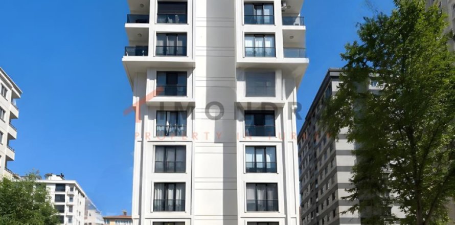 3 dormitorios Apartment en Kadikoy, Turkey No. 128580