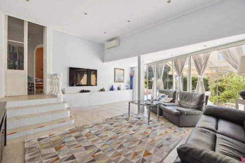 6 chambres House à Cannes, France No. 100267 3