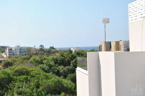 3 bedrooms Villa in Famagusta, Cyprus No. 62519 7