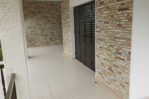 6 bedrooms House in Larnaca, Cyprus No. 40213 7