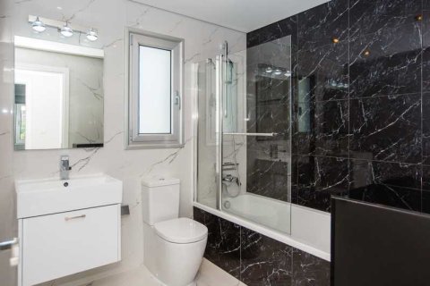 4 bedrooms Villa in Agios Tychonas, Cyprus No. 62480 7