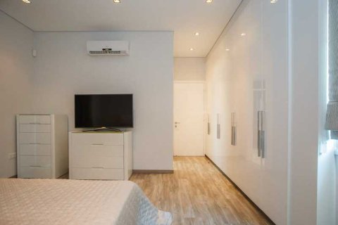 4 bedrooms Villa in Agios Tychonas, Cyprus No. 62480 9