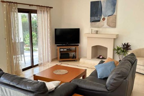 3 bedrooms Villa in Empa, Cyprus No. 30786 12