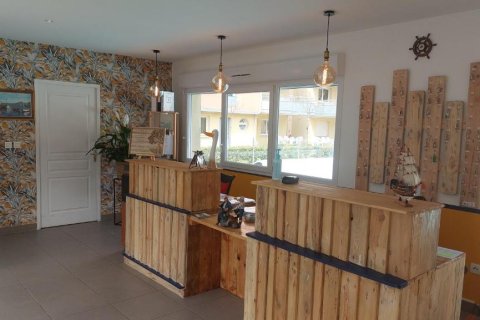 2 bedrooms Apartment in Grandcamp-Maisy, France No. 69480 13