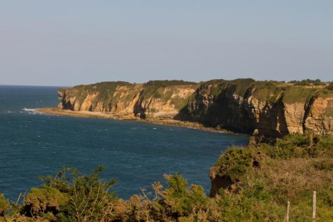 2 bedrooms Apartment in Grandcamp-Maisy, France No. 69480 5