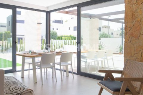 4 chambres Villa à Tan Binh, Vietnam No. 88345 20