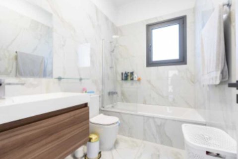 5 bedrooms Villa in Limassol, Cyprus No. 29197 4