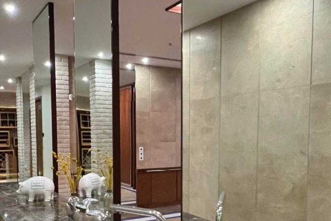 3 bedrooms Apartment in Limassol, Cyprus No. 64189 12