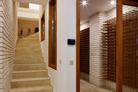 3 bedrooms Apartment in Limassol, Cyprus No. 64189 10