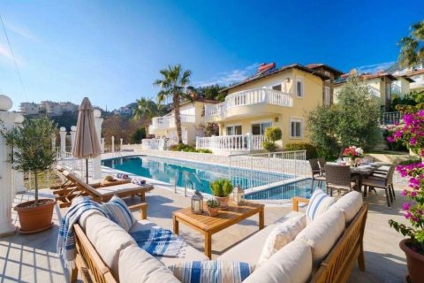 4 habitaciones Villa en Tepe, Turkey No. 127656