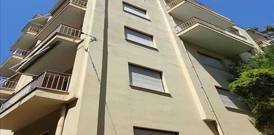 758m² Building in Athens, Greece No. 109551