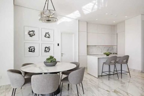 2 bedrooms Apartment in Limassol, Cyprus No. 73125 5