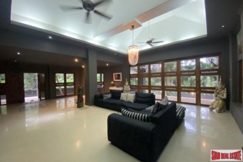 4 bedrooms Villa in Naithon Beach, Thailand No. 96639 26