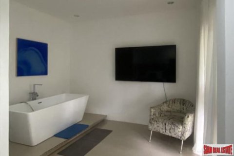 4 bedrooms Villa in Naithon Beach, Thailand No. 96639 25