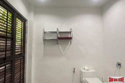 4 bedrooms Villa in Naithon Beach, Thailand No. 96639 21