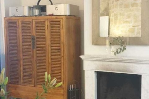 Дом с 5 спальнями в Пиргос, Кипр №29574 9