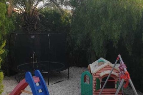 Дом с 5 спальнями в Пиргос, Кипр №29574 5