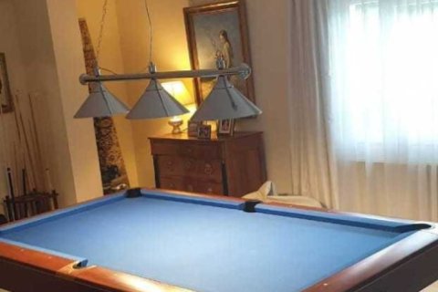 Дом с 5 спальнями в Пиргос, Кипр №29574 8