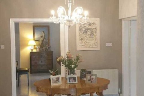 Дом с 5 спальнями в Пиргос, Кипр №29574 6