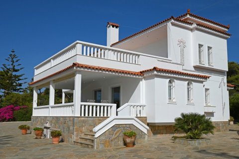 5 bedrooms Villa in Megara, Greece No. 54303 30