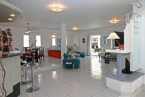 5 bedrooms Villa in Megara, Greece No. 54303 13