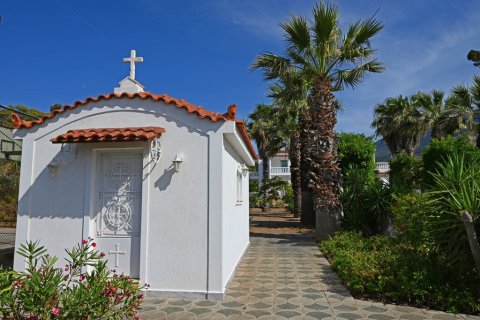 5 bedrooms Villa in Megara, Greece No. 54303 28