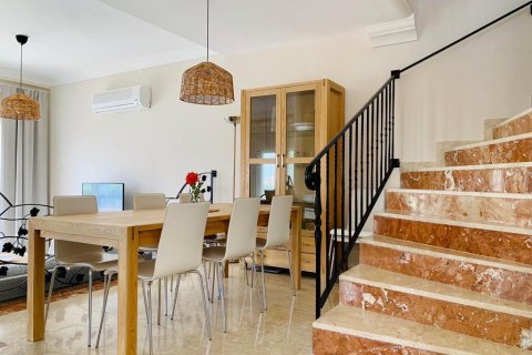 3 habitaciones Villa en Lien Chieu, Vietnam No. 20776 5