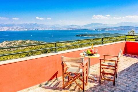 3 bedrooms Villa in Corfu, Greece No. 61614 10