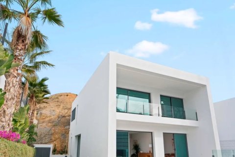 3 bedrooms Villa in Benidorm, Spain No. 126563