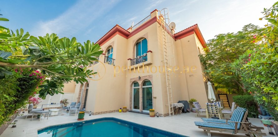 4 dormitorios Villa en The Villa, UAE No. 119820
