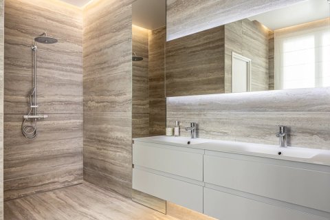 3 chambres House à Cannes, France No. 68803 9