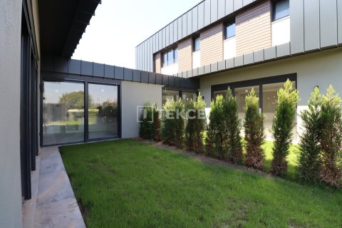 4 bedrooms Villa in Luong Phu, Vietnam No. 14643 8