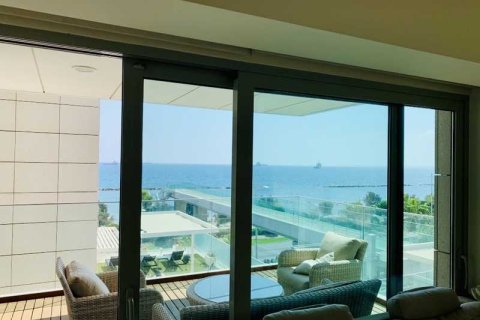 Квартира с 2 спальнями в Лимассол, Кипр №104220 6