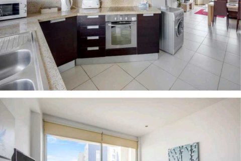 2 bedrooms Apartment in Germasogeia, Cyprus No. 79068 2