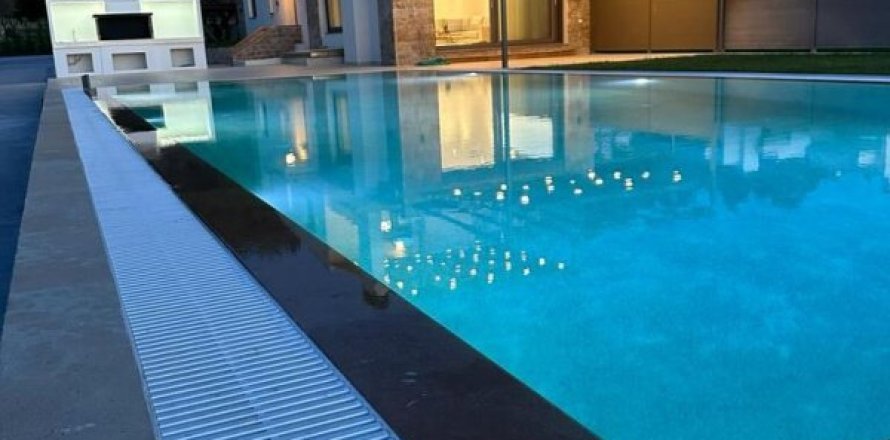 4 bedrooms Villa in Chalkidiki, Greece No. 48573