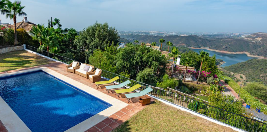 6 dormitorios Villa en Tan Xuan, Vietnam No. 27614