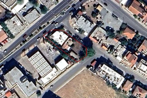 Commercial property in Strovolos, Cyprus No. 79231 1