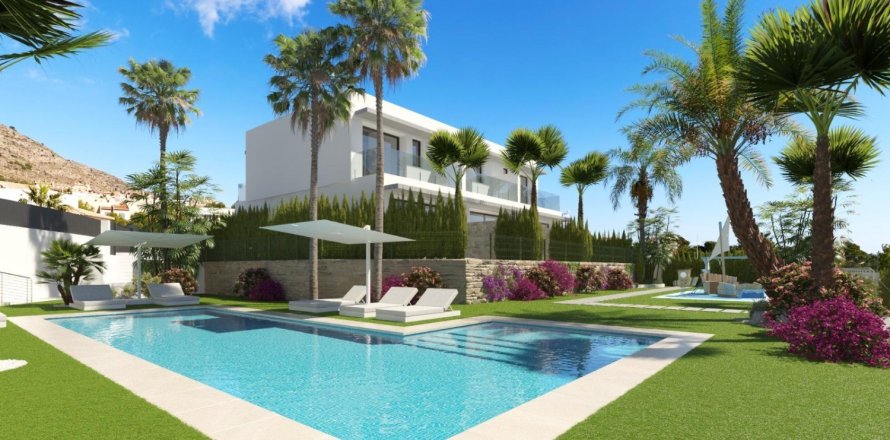 3 bedrooms Villa in Benidorm, Spain No. 111173