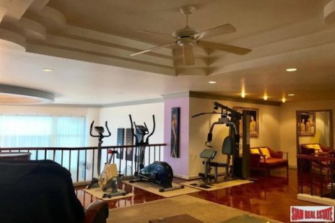 6 bedrooms Penthouse in Pattaya, Thailand No. 96578 19