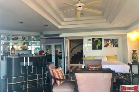 6 bedrooms Penthouse in Pattaya, Thailand No. 96578 24
