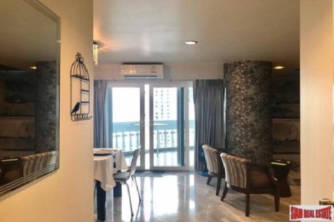 6 bedrooms Penthouse in Pattaya, Thailand No. 96578 15
