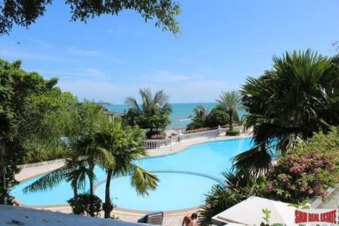 6 bedrooms Penthouse in Pattaya, Thailand No. 96578 1