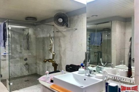 6 bedrooms Penthouse in Pattaya, Thailand No. 96578 17