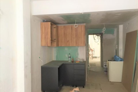 120m² Commercial property in Thessaloniki, Greece No. 57032 4