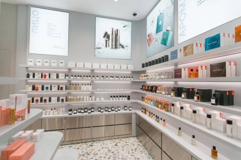 282m² Commercial property à Barcelona, Spain No. 116850