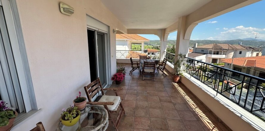 4 bedrooms Apartment in Oraiokastro, Greece No. 124997