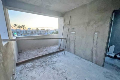 5 dormitorios House en Oroklini, Cyprus No. 29689 7