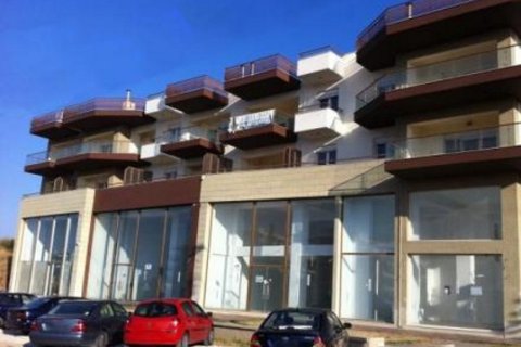 345m² Commercial property en Evosmos, Greece No. 123998 1
