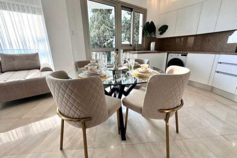 2 bedrooms Apartment in Limassol, Cyprus No. 78657 3